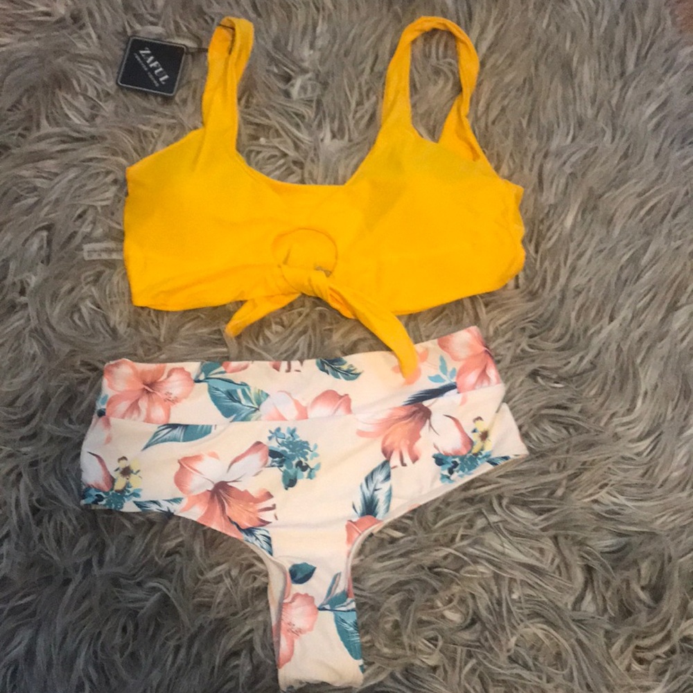 Large ZAFUL bathing suit